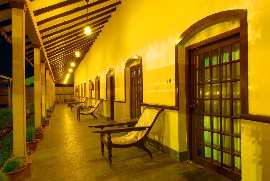 Chanakya Bnr Hotel Ранчи Екстериор снимка