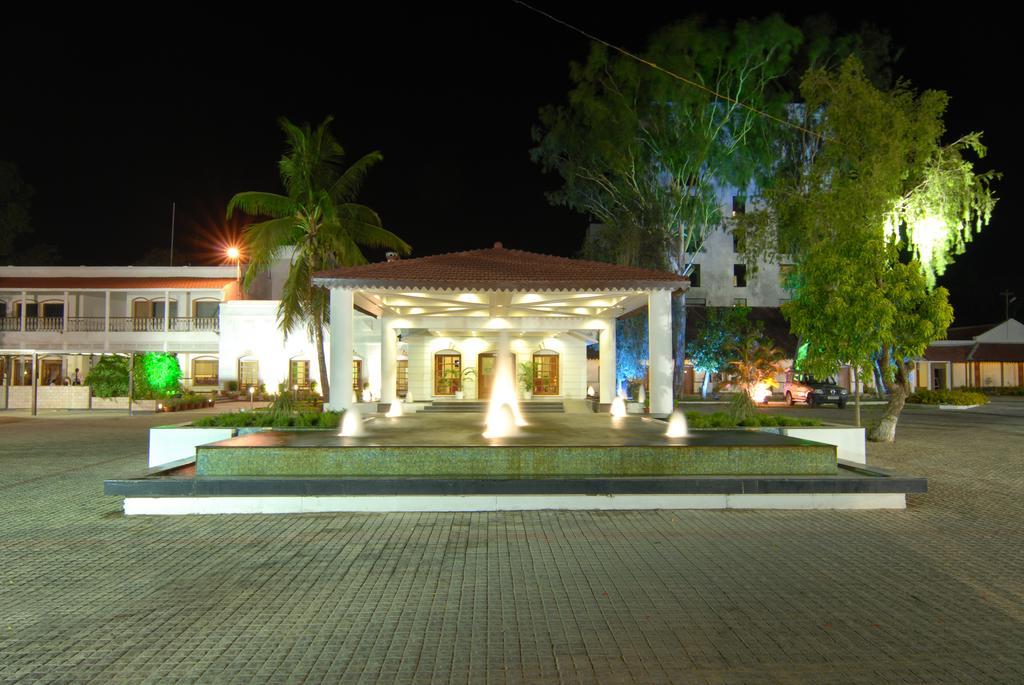 Chanakya Bnr Hotel Ранчи Екстериор снимка