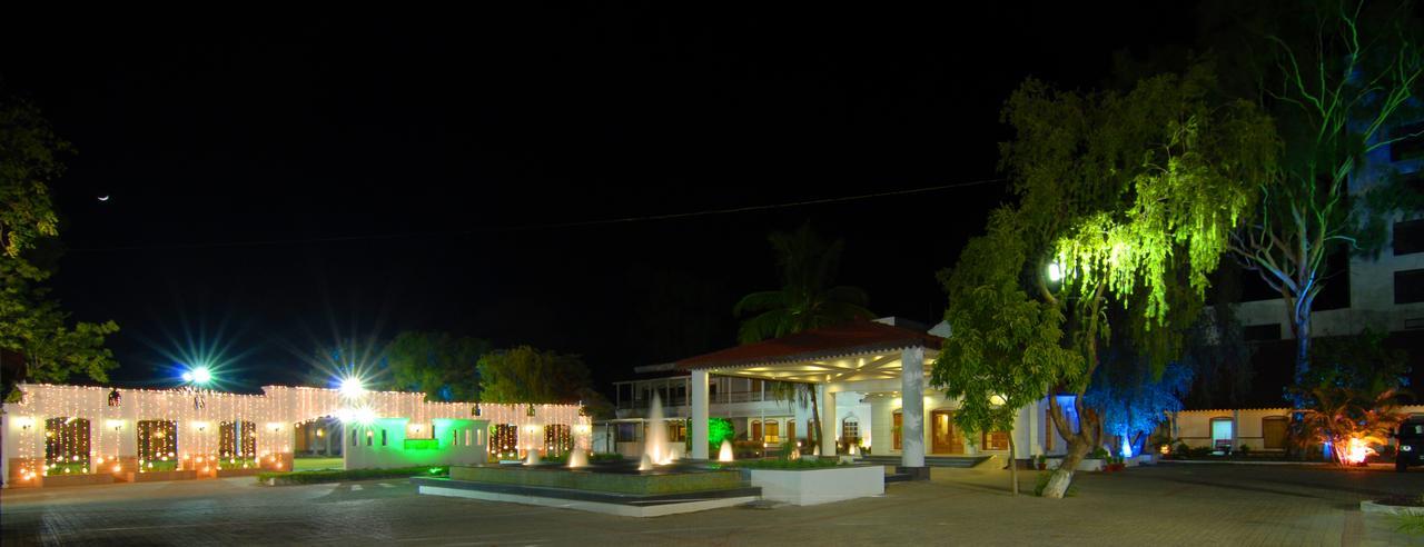 Chanakya Bnr Hotel Ранчи Екстериор снимка