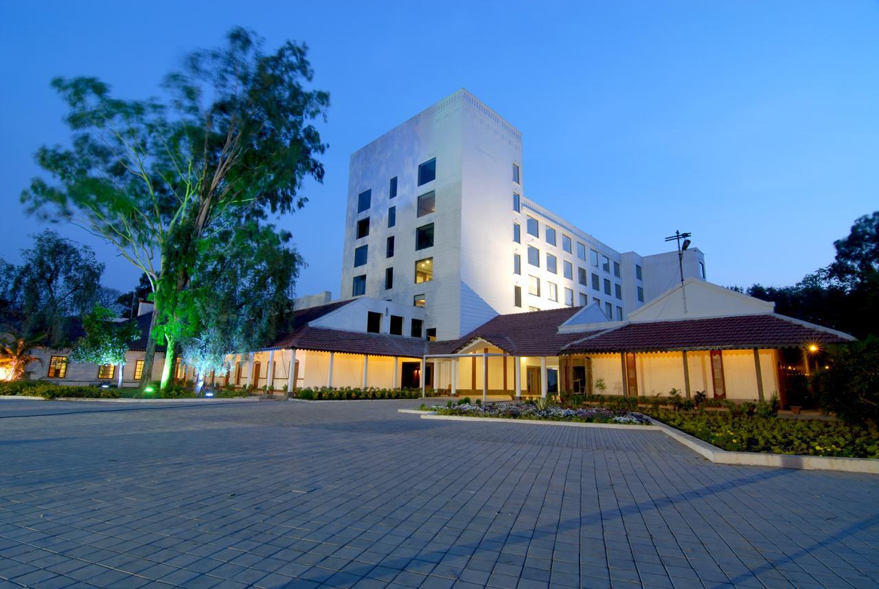 Chanakya Bnr Hotel Ранчи Екстериор снимка